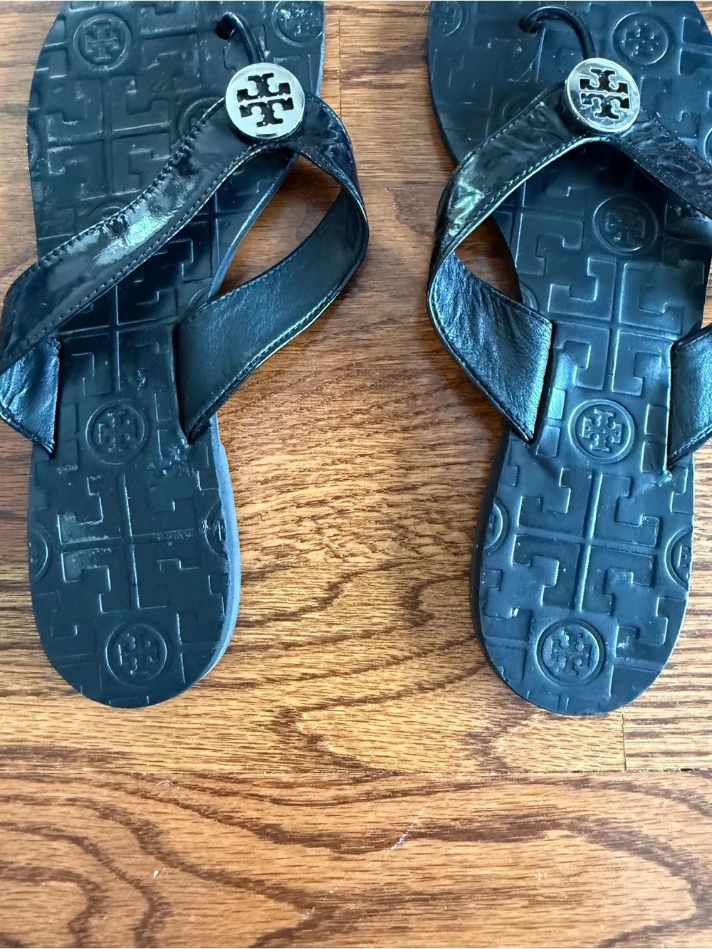 Tory Burch Thor’s Black Logo Thong Sandals 7